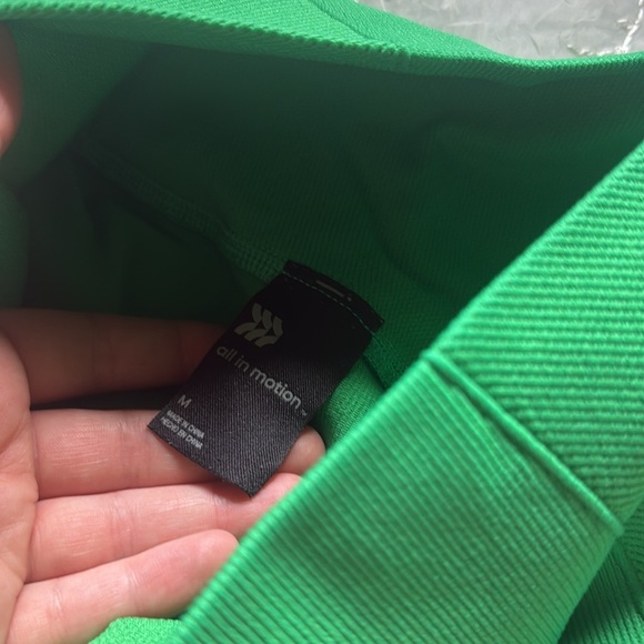 All in Motion Green High-Waisted Biker Shorts Size M - Picture 3 of 3